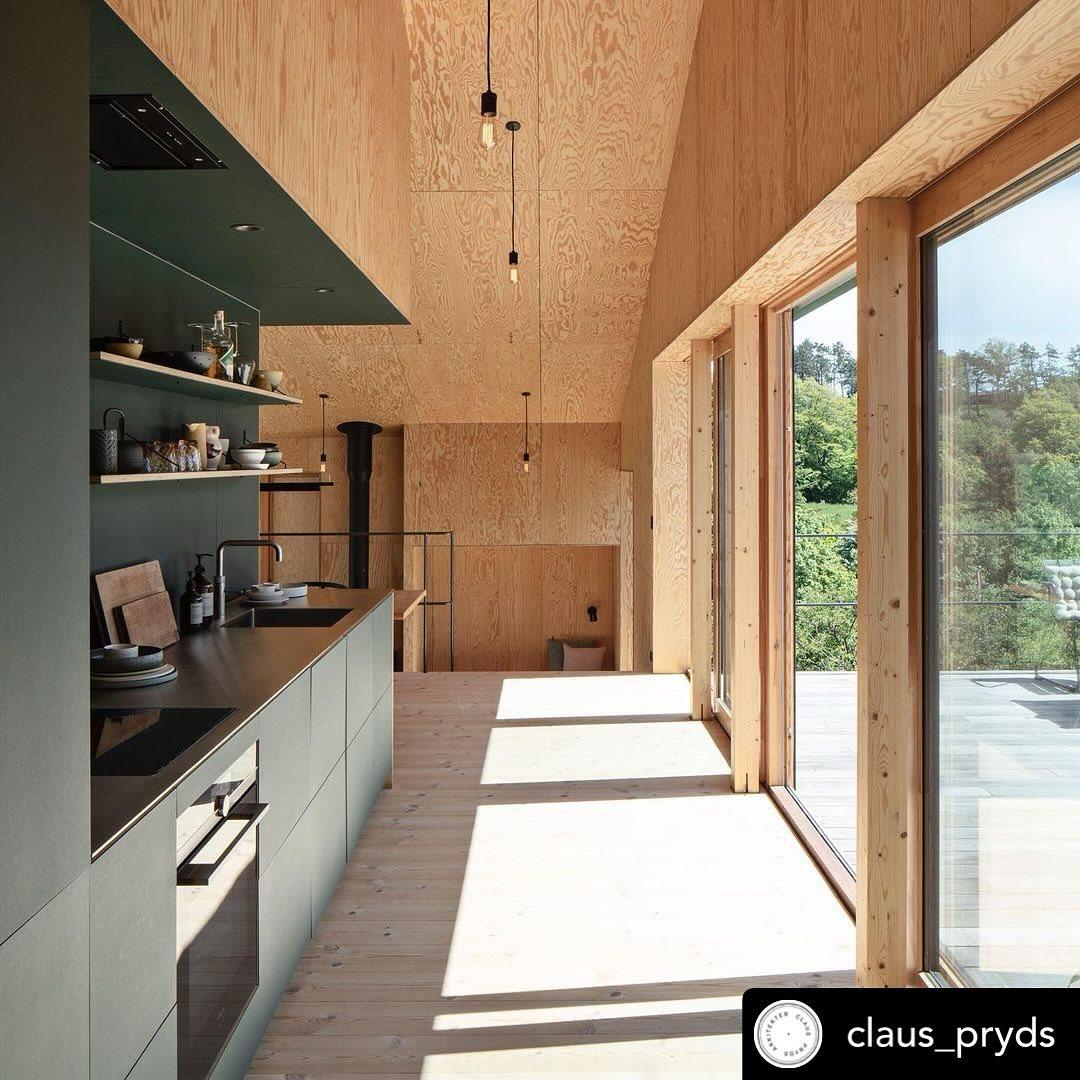 We love plywood👋🏻
