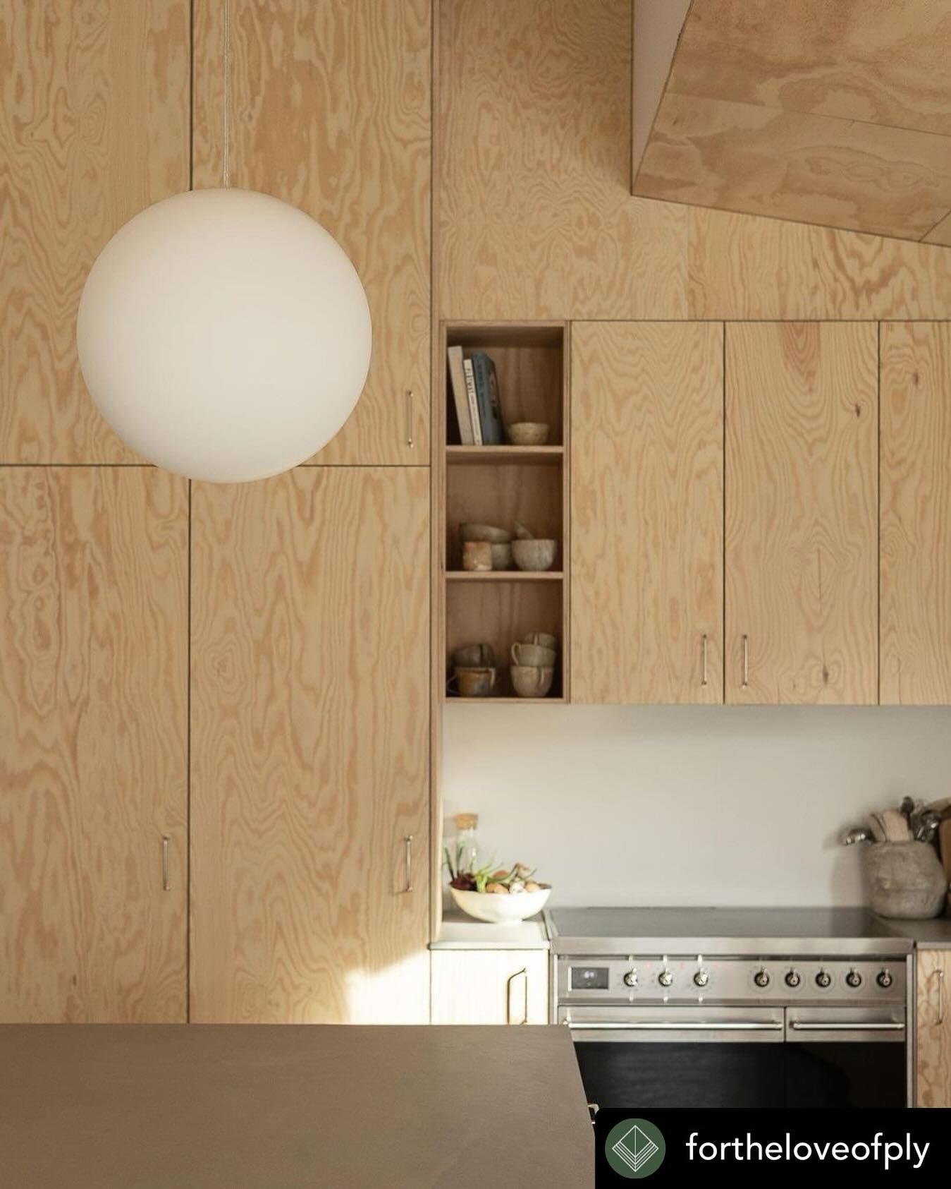 We love plywood👋🏻